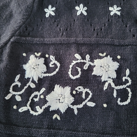 Worthington Vintage Knit Sweater Top M Petite Pearl Collar Granny Embroidered - Picture 5 of 10